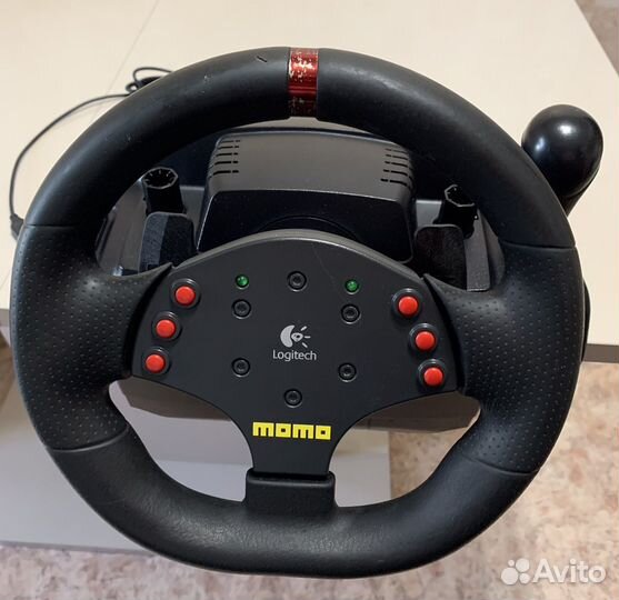 Руль Logitech momo racing