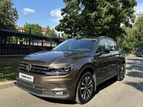 Volkswagen Tiguan 2.0 AMT, 2019, 129 000 км, с пробегом, цена 2 790 000 руб.