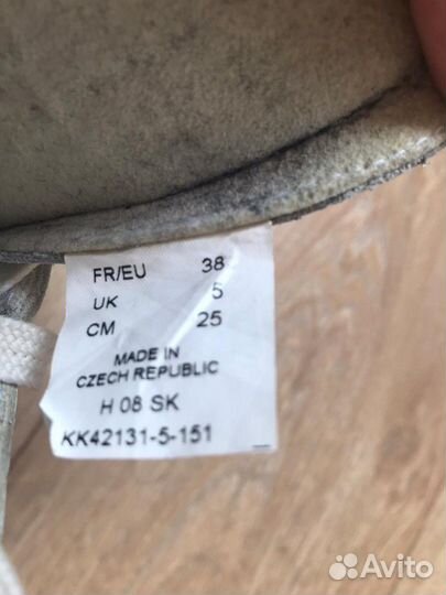 Коньки фигурные женские Botas Laura