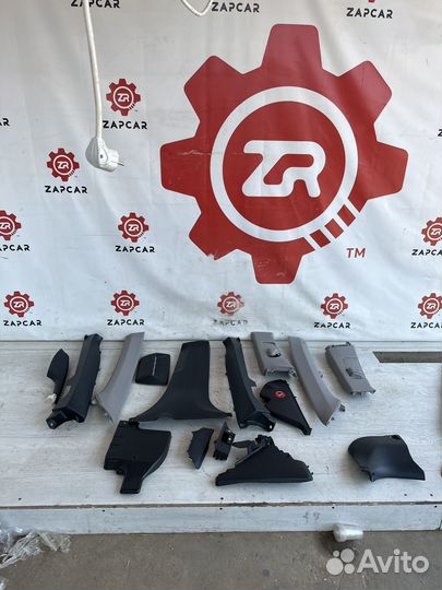 Пластик салонный Camry v50