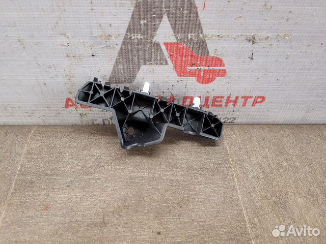 Кронштейн бампера передний левый Hyundai Solaris 2