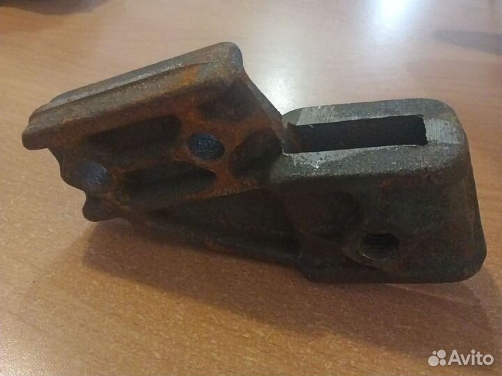Держатель стойки культиватора крн 5,6 задний Н 089