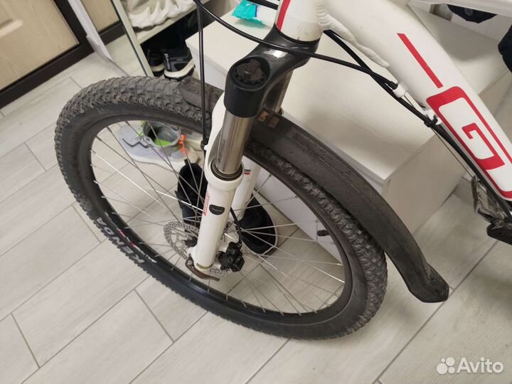 GT Avalanche Elite (L)