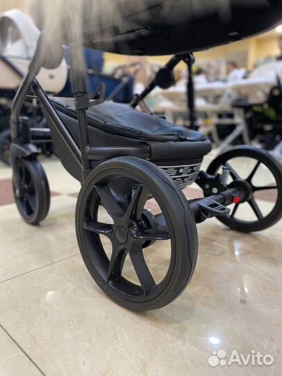 Pituso Коляска 2 в1 Luna Luxury Кожа/Silver Grey