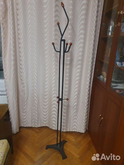 Вешалка напольная