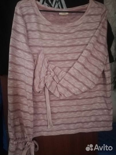 Джемпер женский новый 48 50 размера