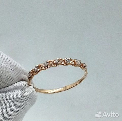 Золотое кольцо с фианитом 17,5р