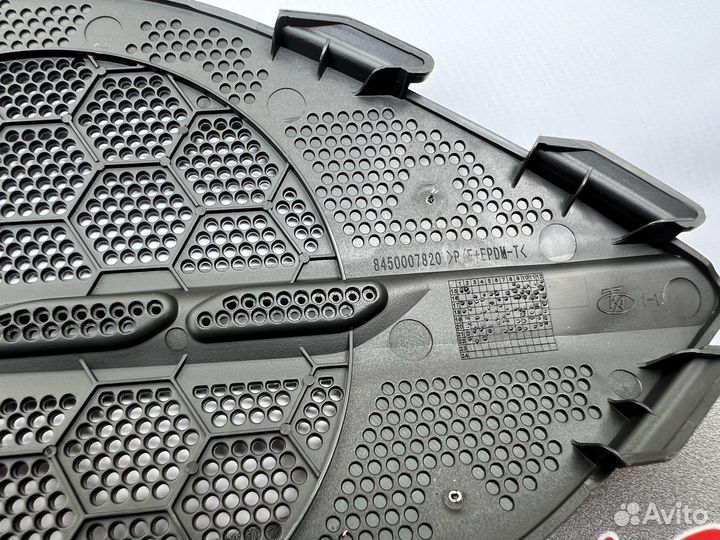 Накладка динамиков LADA Vesta оригинал