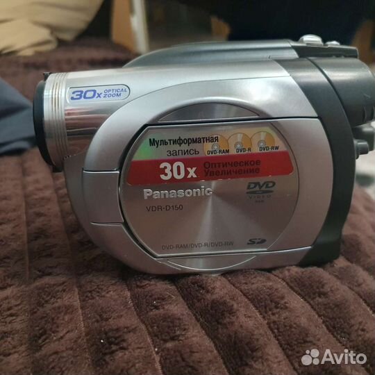 Видеокамера Panasonic VDR-D150