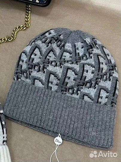 Шапка женская