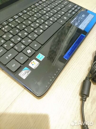 Acer aspire one