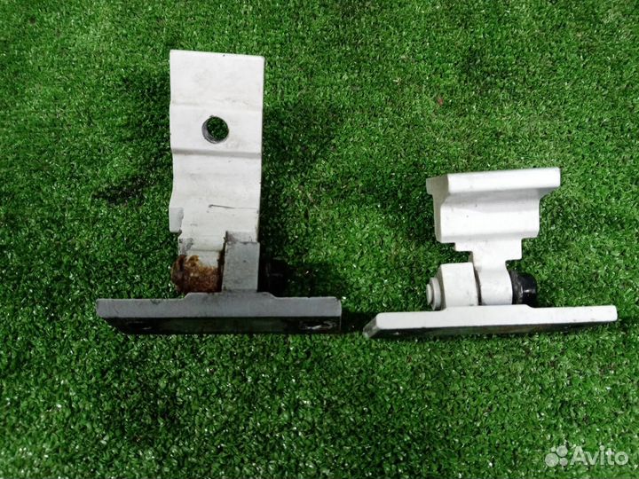 Петля двери задняя левая Bmw X5 E70 N52B30AF (3.0)