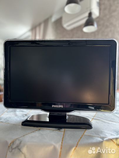 Телевизор Philips 19 дюймов (48 см по диагонали)
