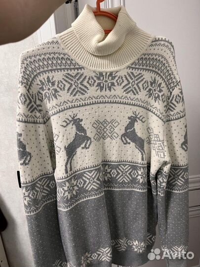 Свитер мужской