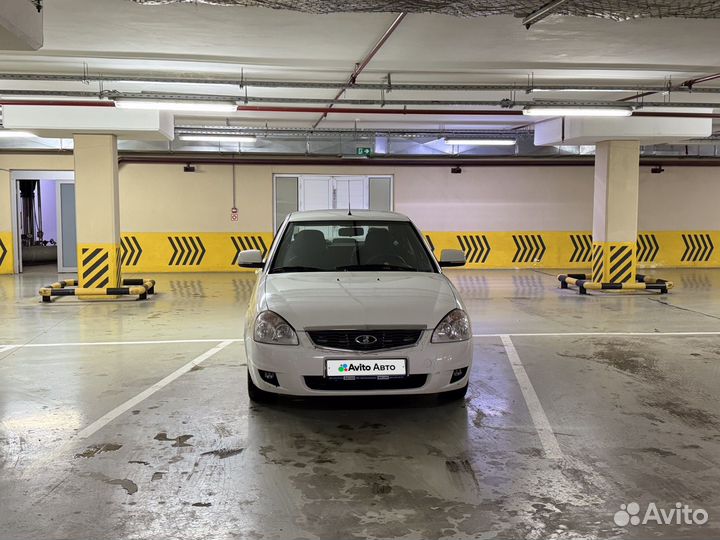 LADA Priora 1.6 МТ, 2017, 323 000 км