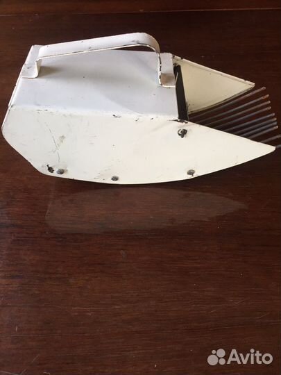 Комбайн для сбора ягод СССР