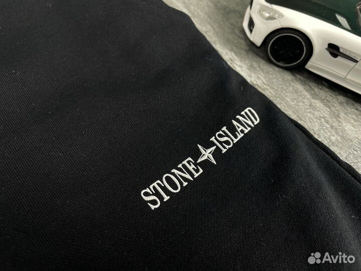 Мужские шорты Stone Island черные