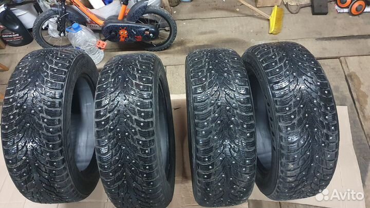 Nokian Tyres Hakkapeliitta 9 SUV 235/60 R18