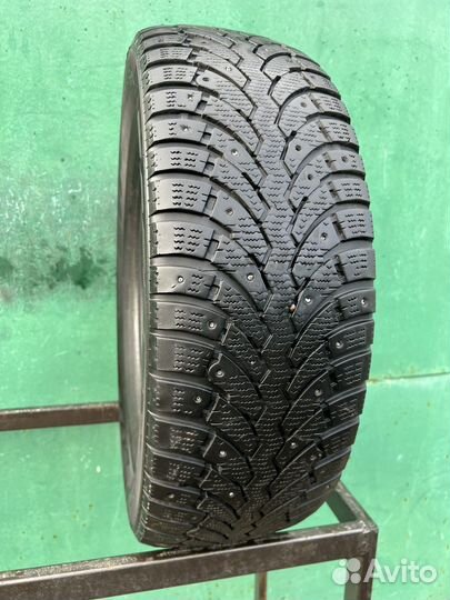 Formula Ice 215/65 R16 98T