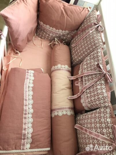 Комплект бортики в детскую кроватку