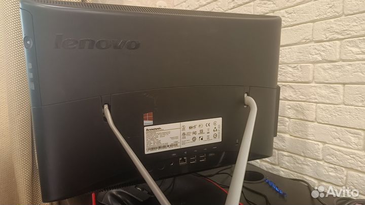 Моноблок lenovo на i5