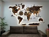 3D карта мира из дерева, с подсветкой