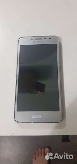 Телефон Samsungj2prime