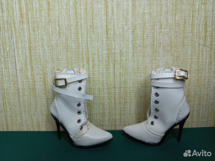 Белые сапоги для кукол Фицен Интегрити