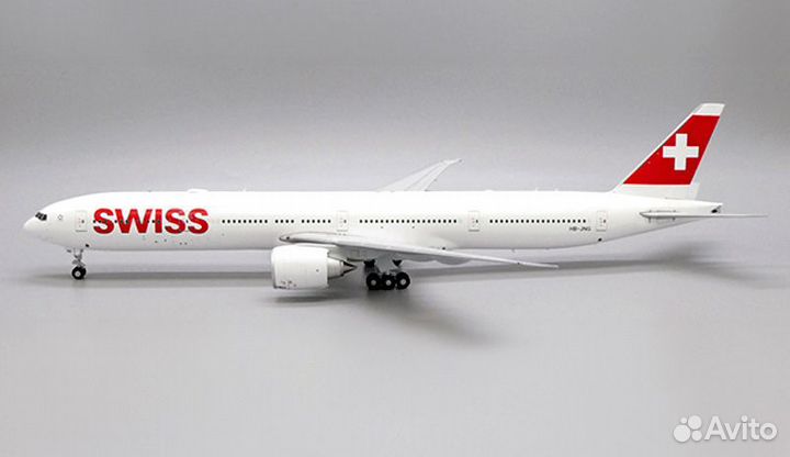 Модель самолета 1/200 Boeing 777-300ER (выпущенная
