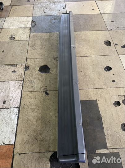 Левая подножка Cadillac Escalade