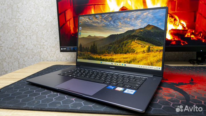 Мощный Huawei Matebook D15 Core i5-11/SSD