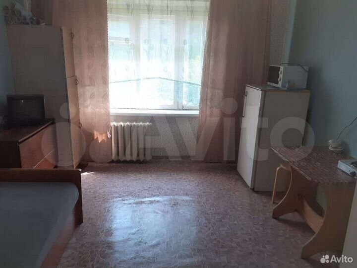 Комната 15 м² в 6-к., 2/9 эт.