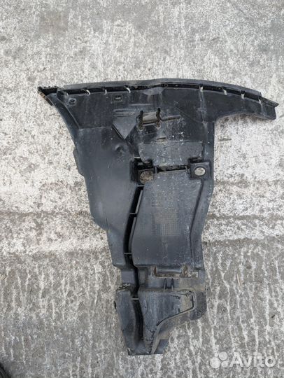 Крепление бампера Volvo V70 SW59 B5254T2 Прав. Перед