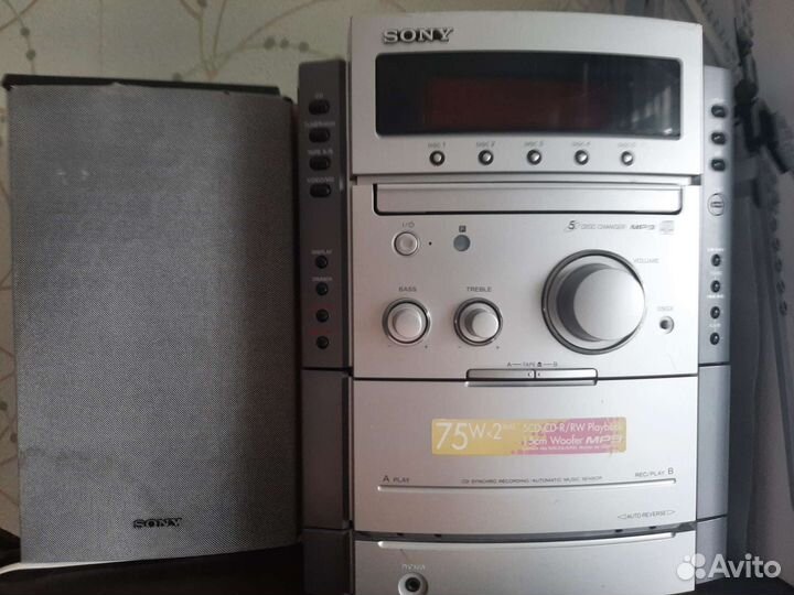 Продам музыкальный центр sony