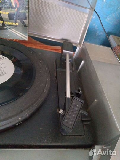 Проигрыватель винила