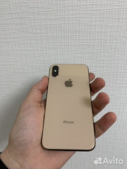 iPhone Xs, 64 ГБ