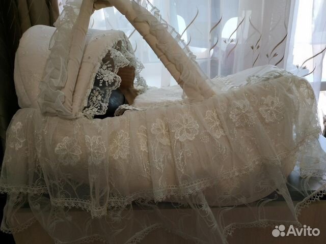 Красивая переноска для выписки из роддома