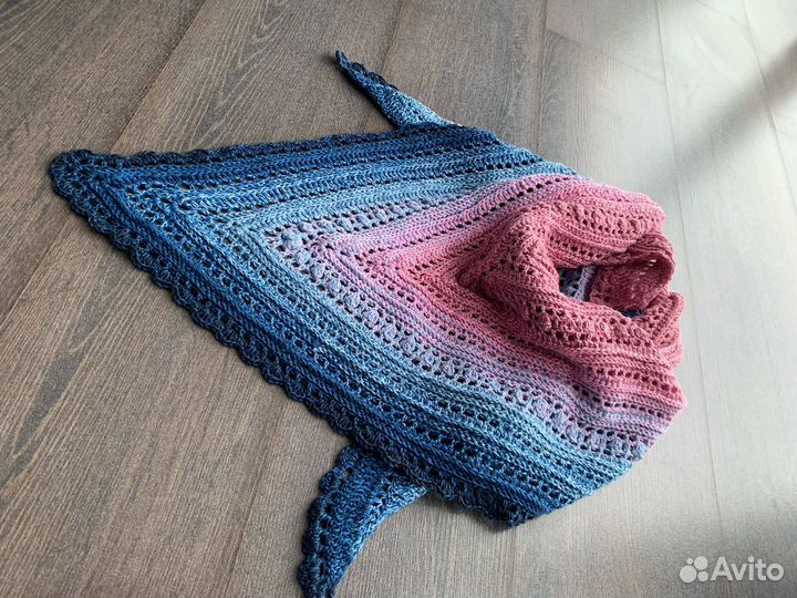 Бактус, вязаный шарф