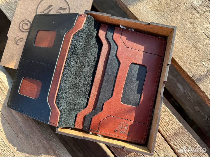 Обложка из кожи для документов трансформер