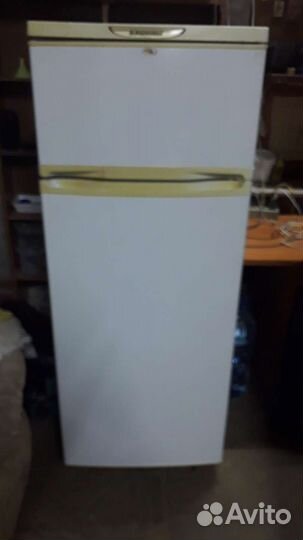 Холодильник двухкамерный бу