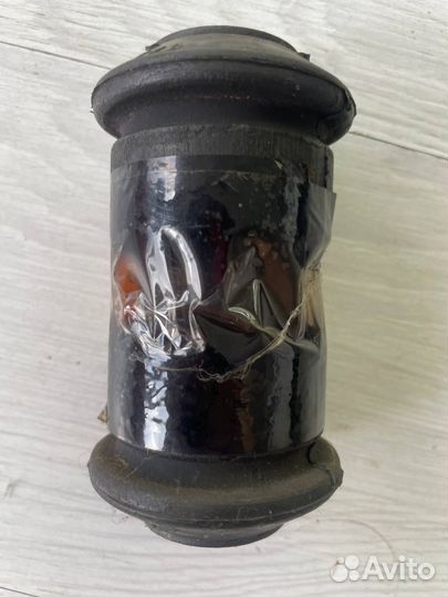 Сайлентблок рессоры передней MB LK/LN2