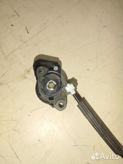 Трос замка багажника вмw 7 E65 бmв 7 Е65 Е66