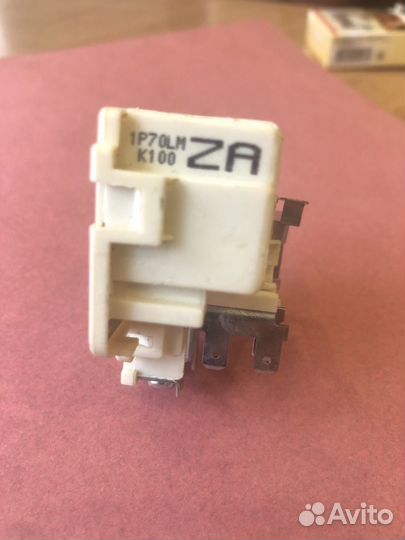 Пуско-регулирующее реле для холодильника ZAF 5