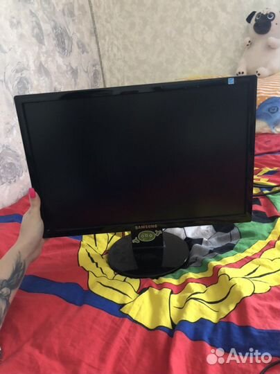 19 дюймовый монитор Samsung LCD LS19mynkf/EDC