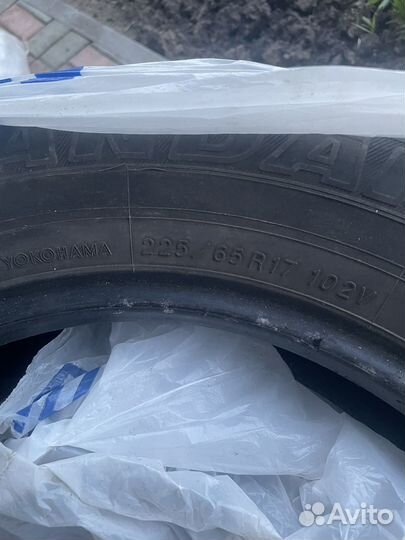 Yokohama Geolandar G98 225/65 R17 102V