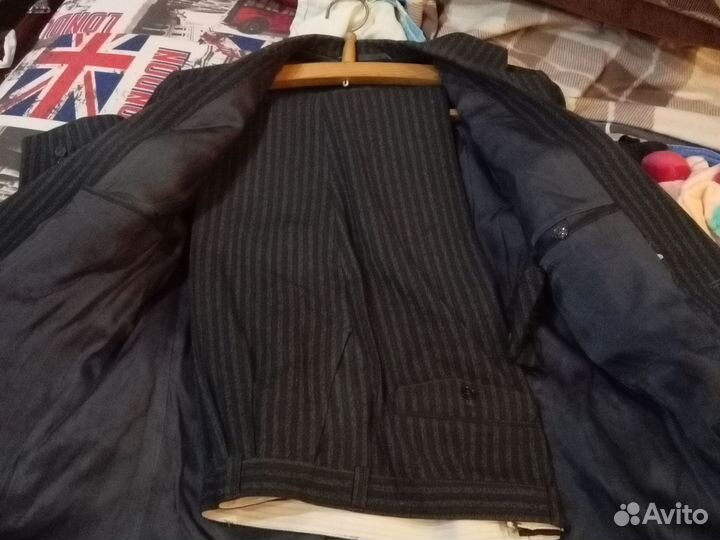 Костюмы мужские концертный и классический