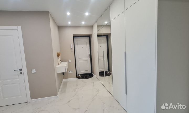 Шкаф распашной