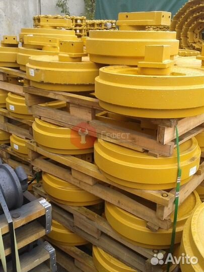 Колесо направляющее Hitachi ZX120-3 9134216