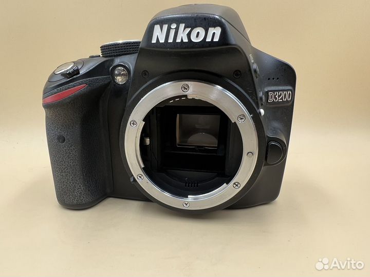 Nikon d3200 body