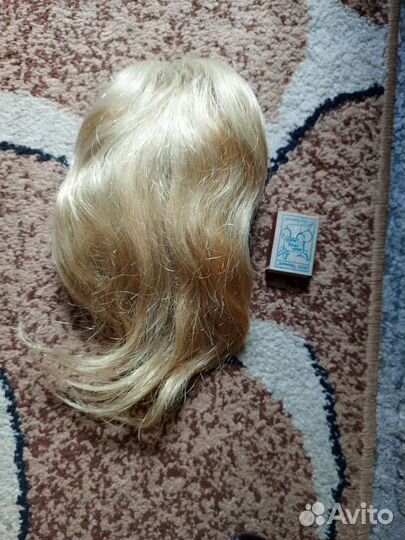 Парик и шиньон-накладка из натуральных волос